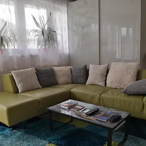  Appartement 1,5 Szobás Terasszal,közel A Széchenyi Fürdőhöz Hongrie